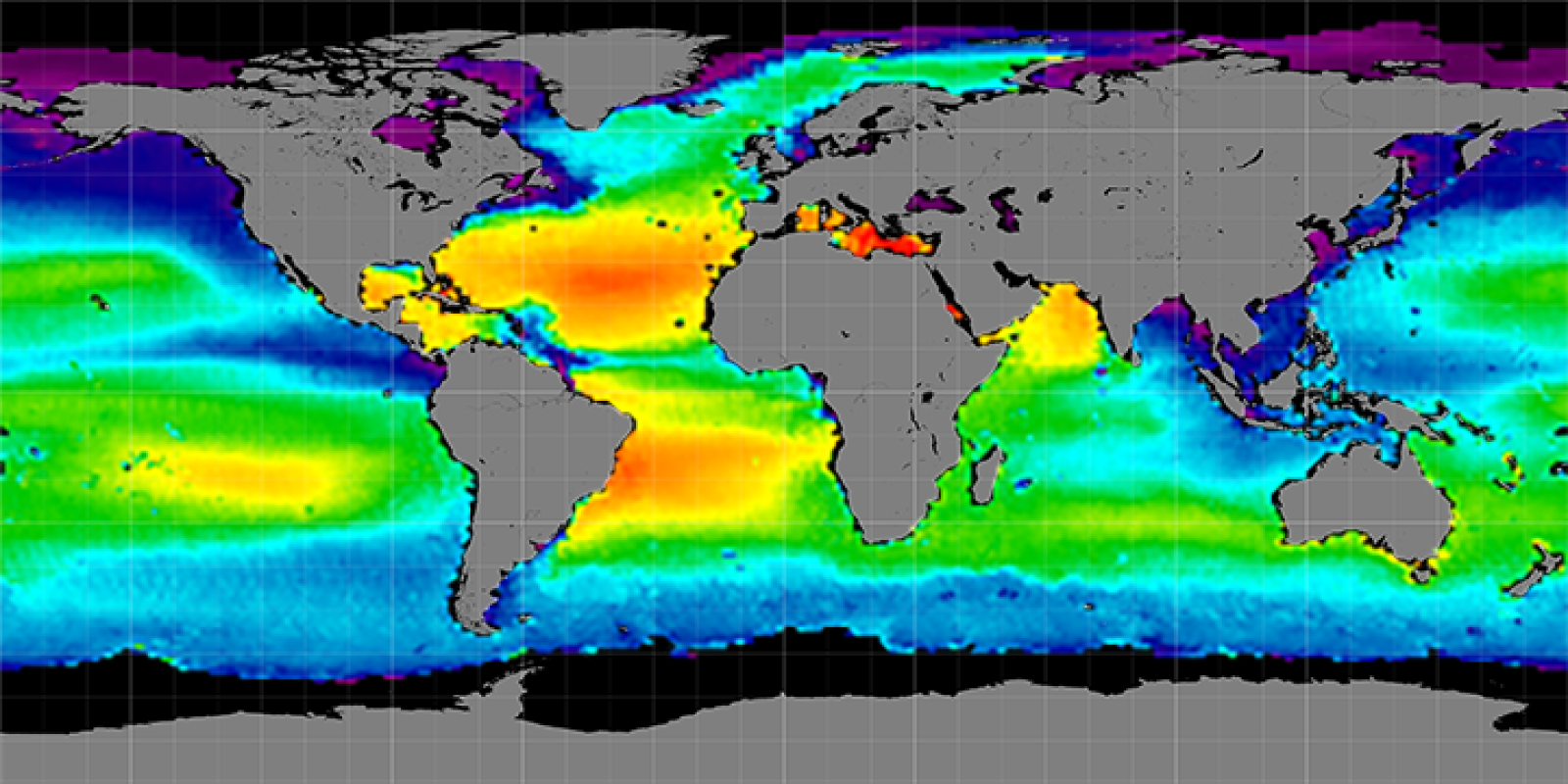 Global sea surface salinity maps averaged by month and season